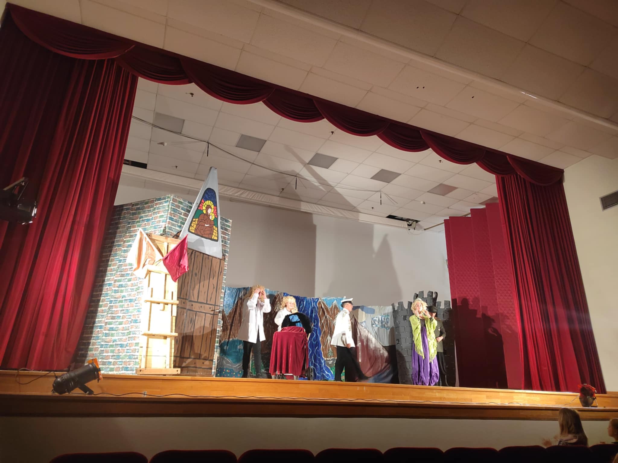 Θεατρική παράσταση: «Ο Κύκλος με την Κιμωλία»